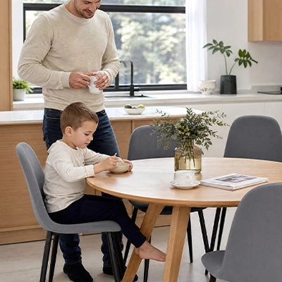 Housse de chaise scandinave pour une salle à manger familiale
