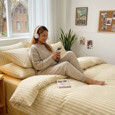 Housse de couette 220x240 beige dans un lit douillet